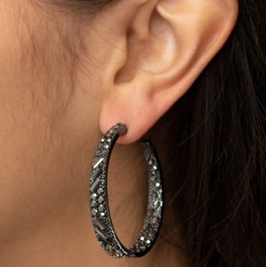 Glitzy By Association - Black